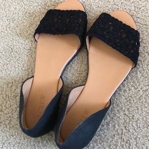 J Crew women’s flats in black size 9